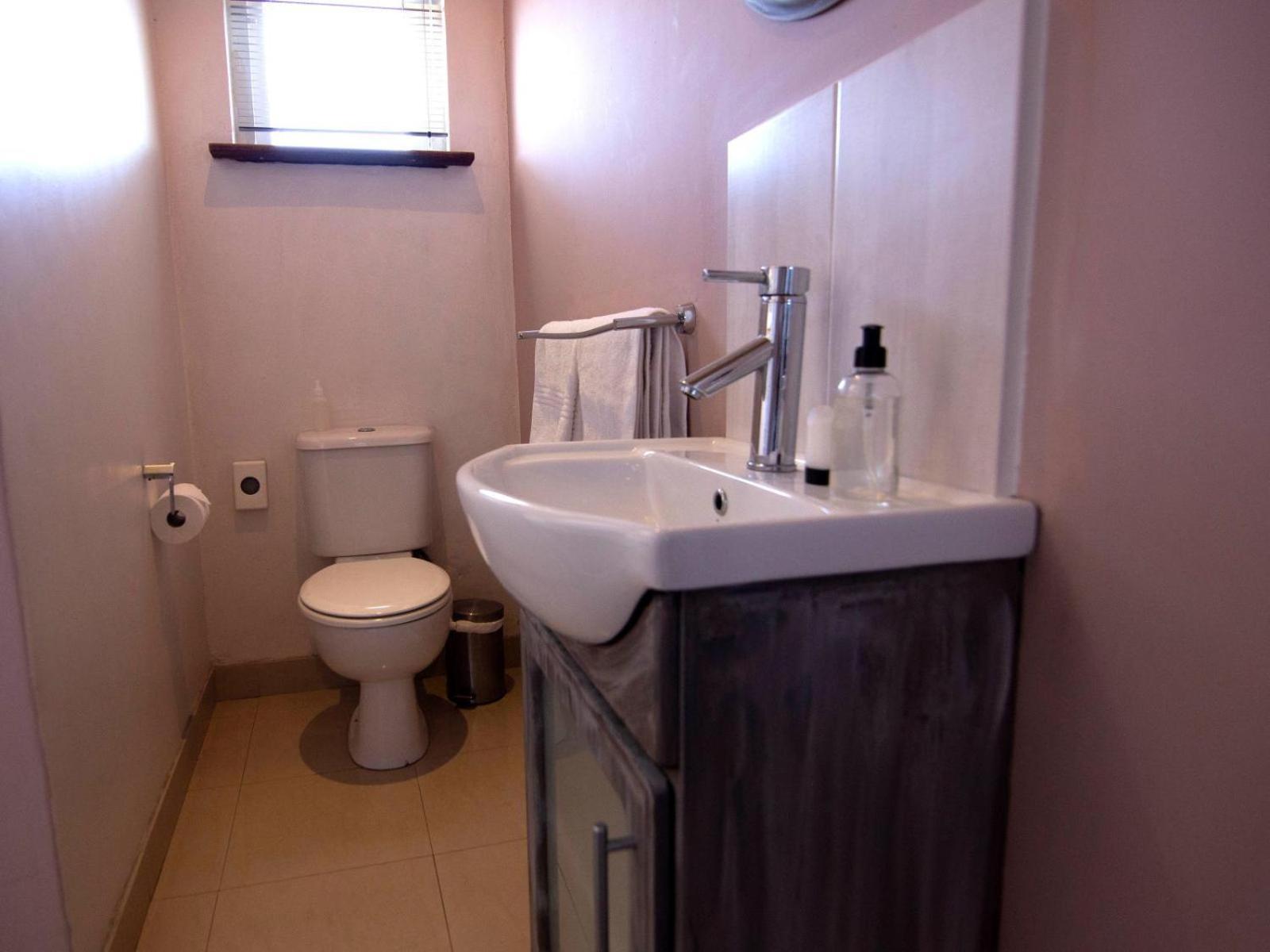 The Boston Guest House Беллвілл Номер фото