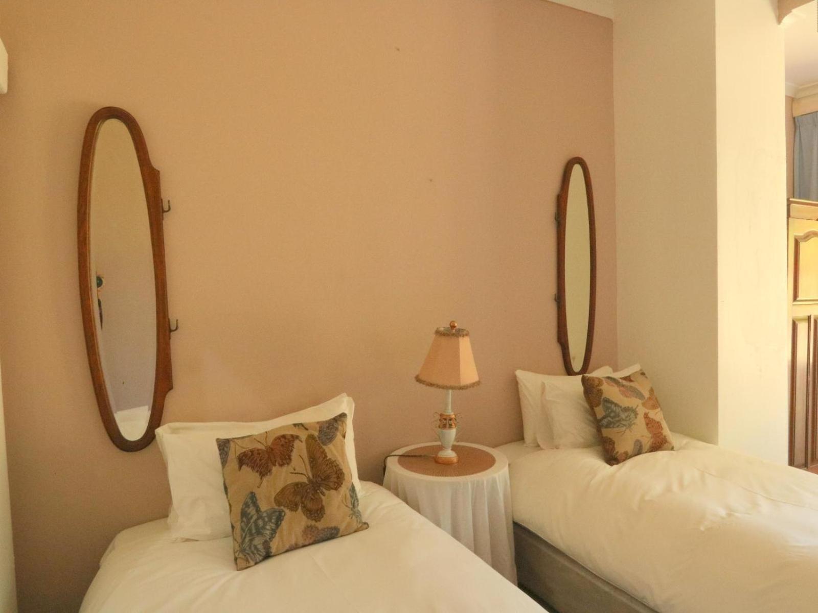The Boston Guest House Беллвілл Номер фото